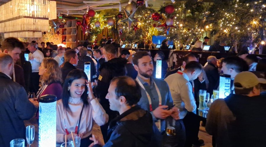 美元抛售交易减弱,机构调整新兴市场投资策略